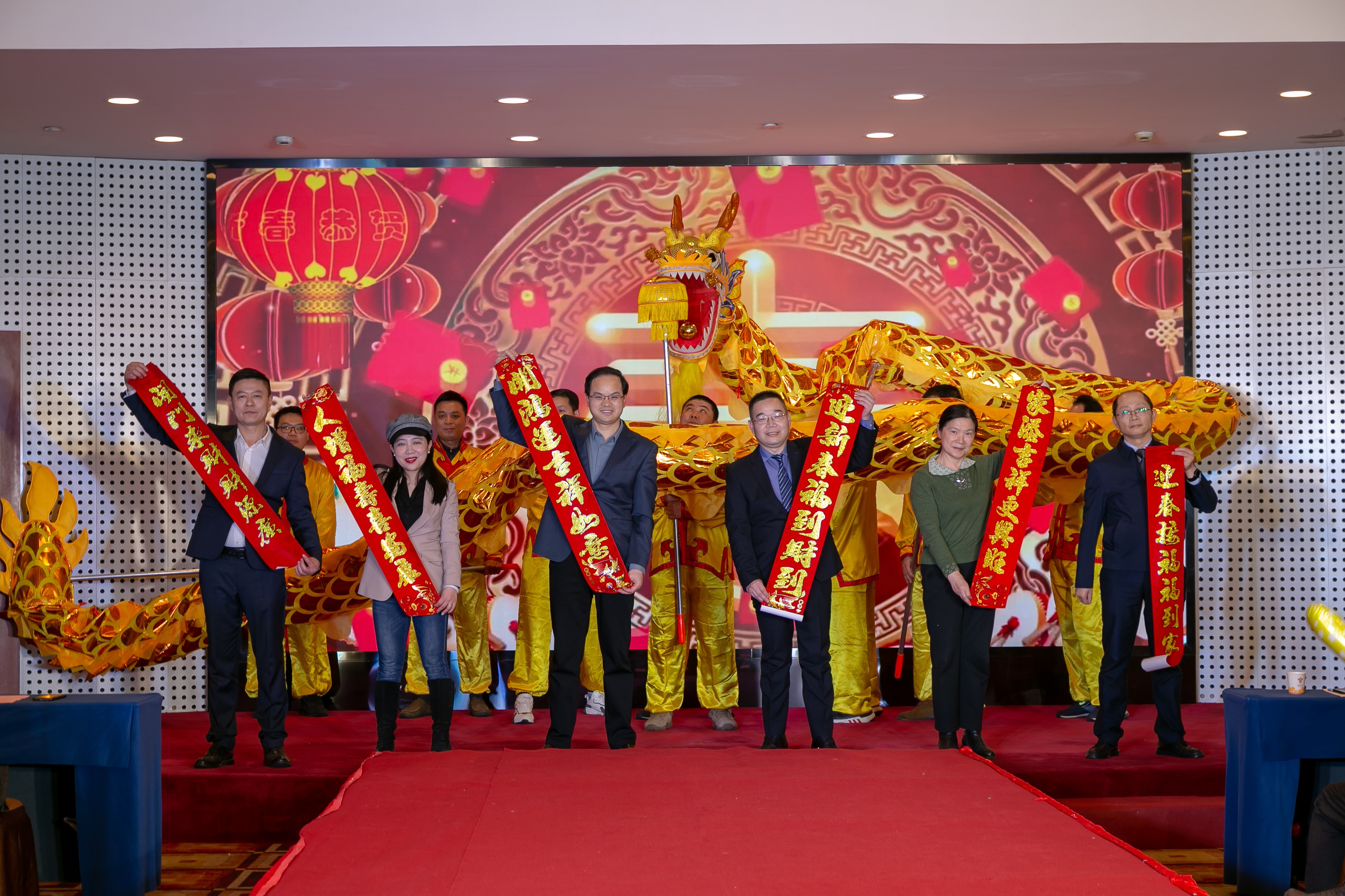 明天会更好
