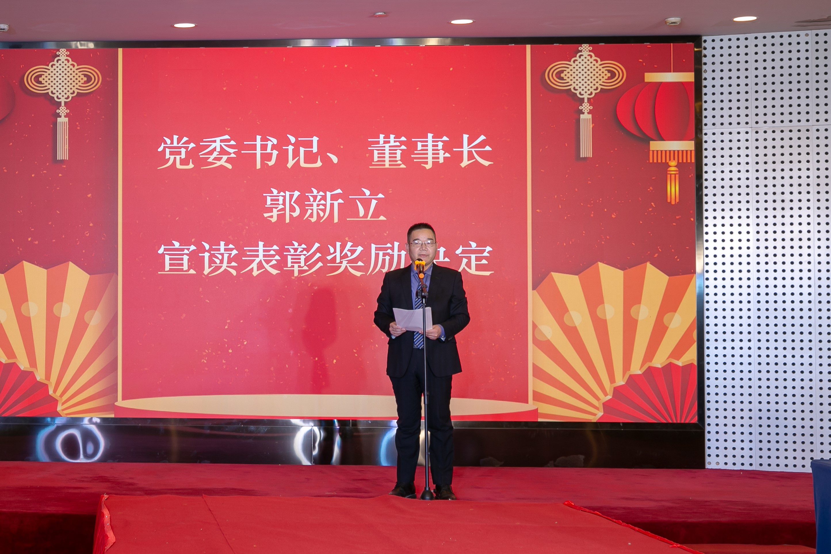 明天会更好