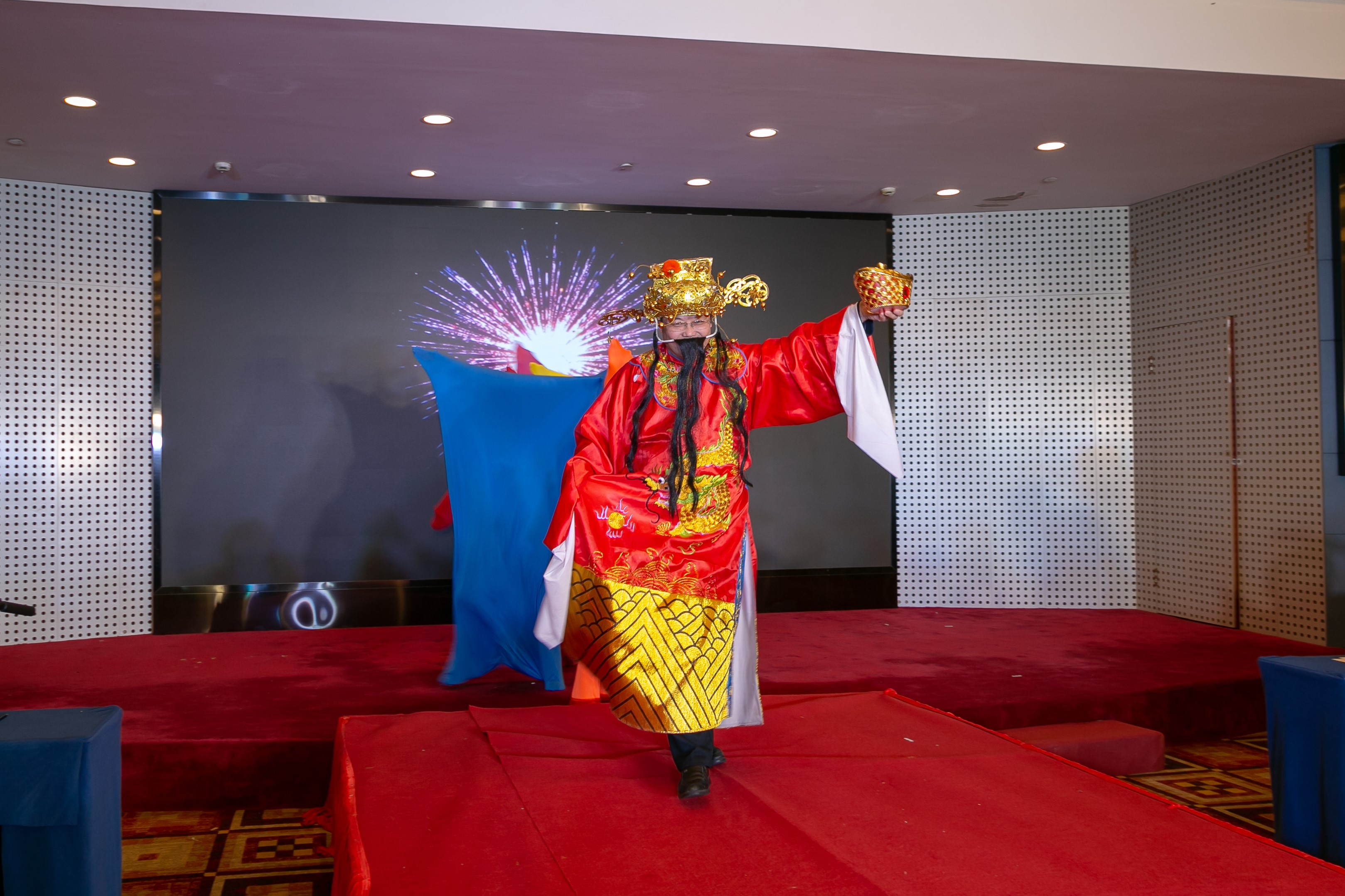 明天会更好